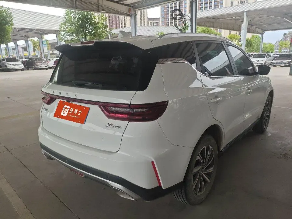 Geely Vision X6 Vision X6 2021 PRO 1.4T Automatic Premium Edition 2022 — thumbnail 3