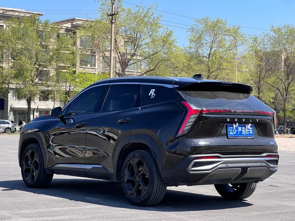 Geely Atlas L Boyue L 2023 1.5TD DCT Premium Edition 2023 — миниатюра 4