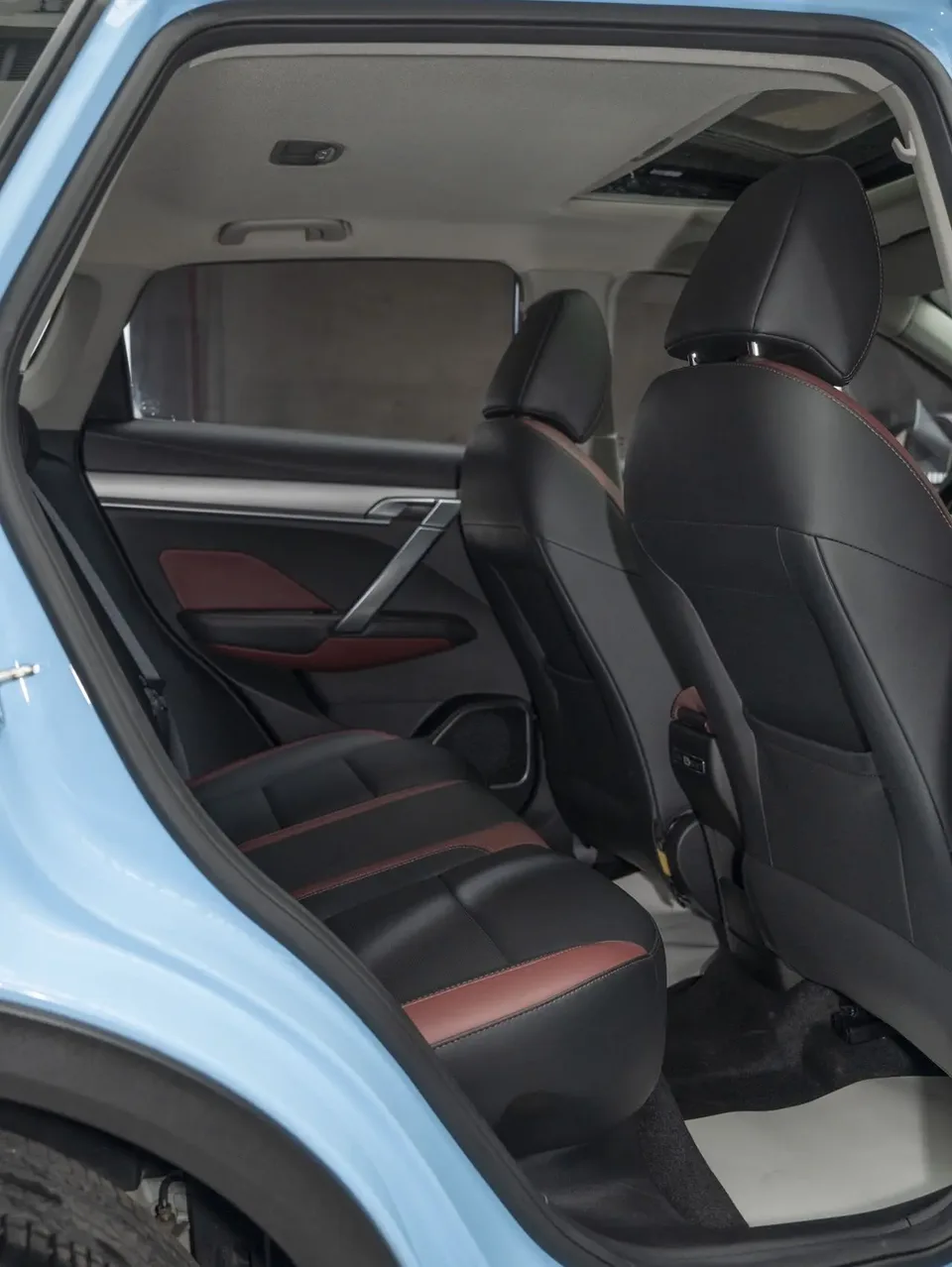 Geely Coolray SX11 Binyue 2021 240T DCT Diamond Edition 2022 — миниатюра 5