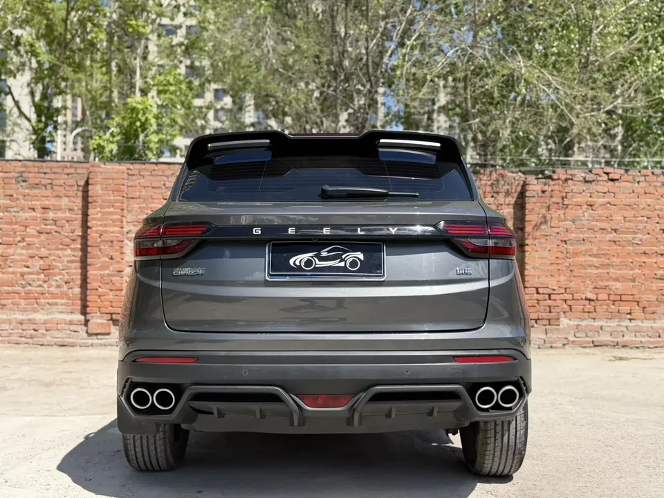 Geely Coolray SX11 Binyue 2021 240T DCT Platinum Edition 2022 — thumbnail 2
