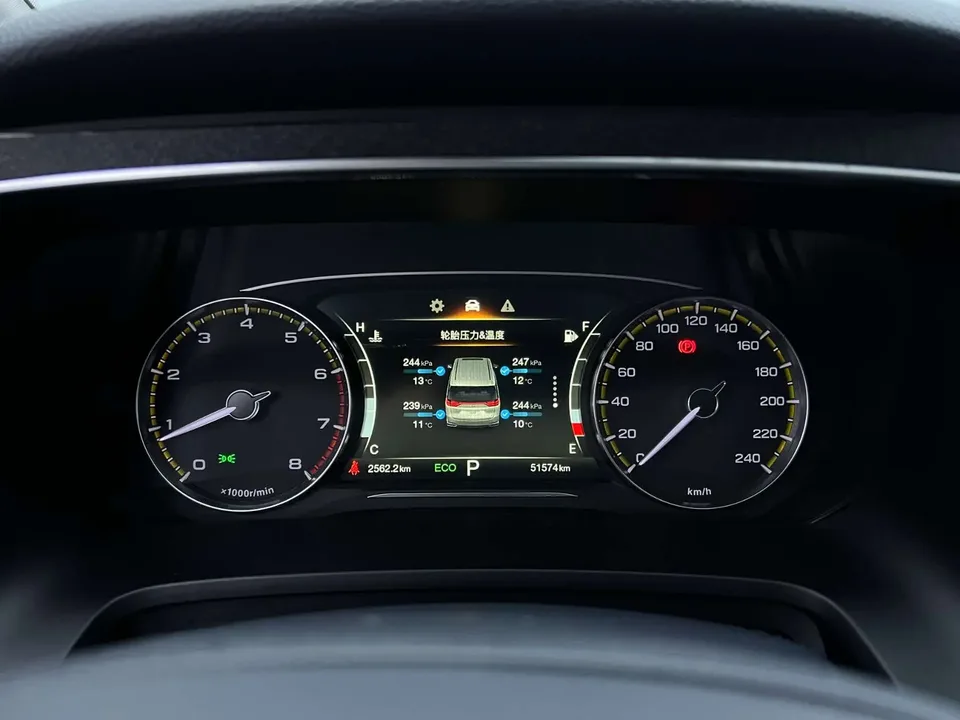 GAC Trumpchi M8 Trumpchi M8 2023 Lingxiu Series 390T Exclusive Edition 2023 — миниатюра 3