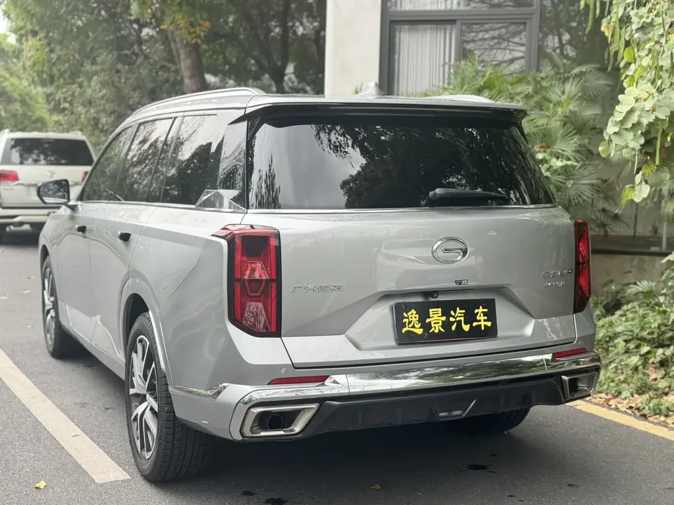 GAC Trumpchi GS8 Trumpchi GS8 2022 Dual Engine Series 2.0TM Hybrid 4WD Premium Edition 7 Seaters 2023 — миниатюра 2