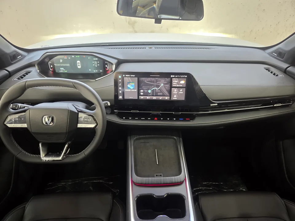 Changan CS55 PLUS PHEV Smart New Blue Whale 125km Battleship Edition 2026 — миниатюра 3