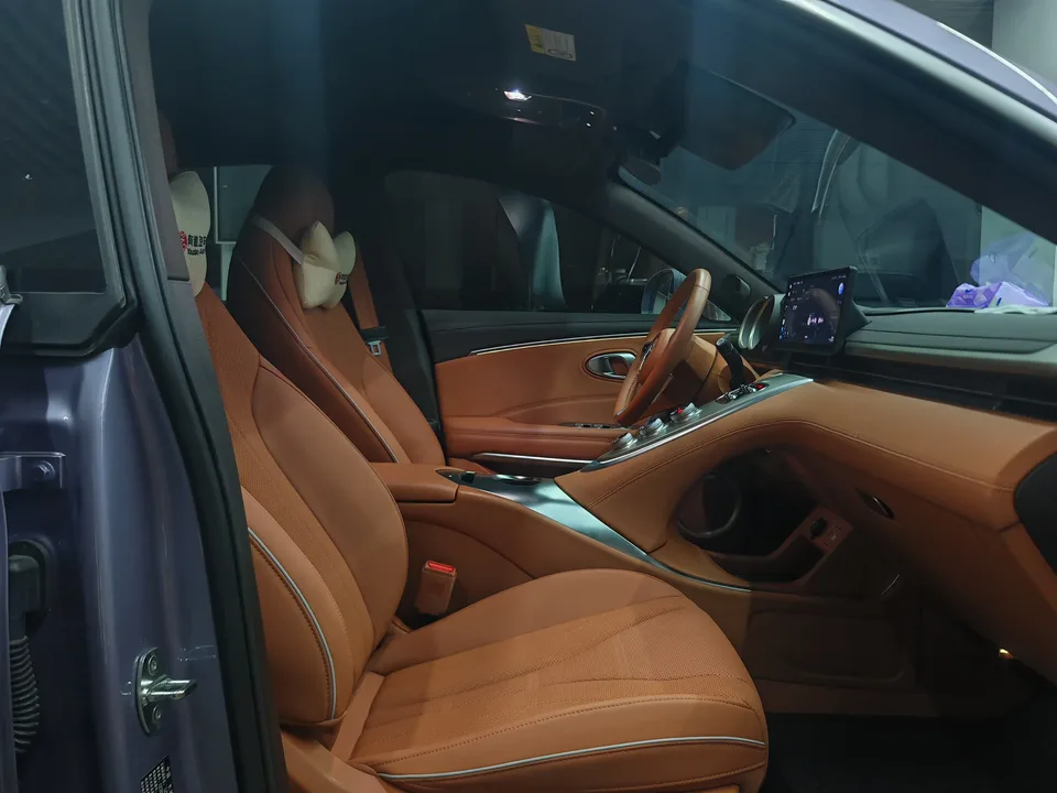 ORA Euler lightning cat 555km Premium Edition 2023 — миниатюра 4