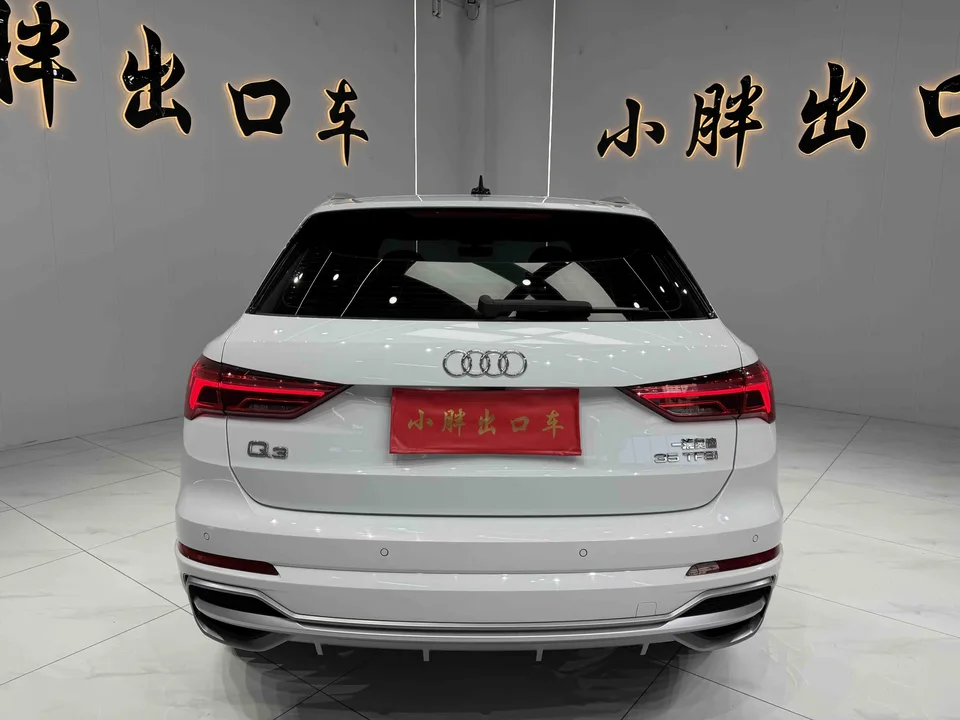 Audi Q3 Audi Q3 2023 35 TFSI Fashionable and Dynamic 2023 — миниатюра 2
