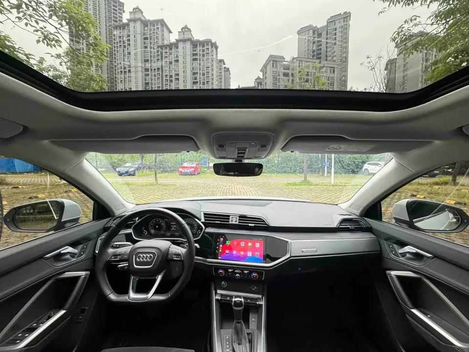 Audi Q3 Audi Q3 2022 35 TFSI Fashionable and Dynamic 2022 — миниатюра 4