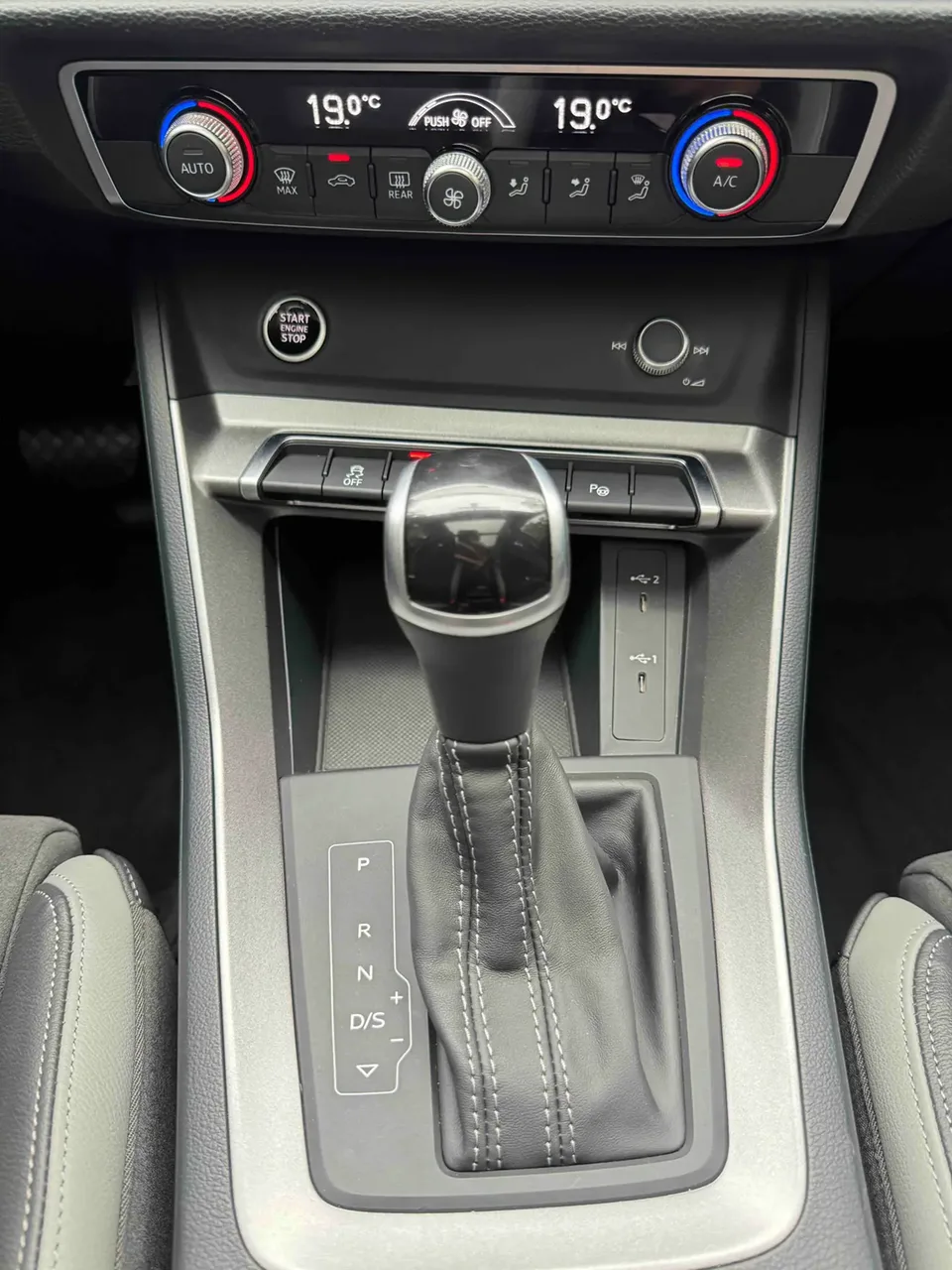 Audi Q3 Audi Q3 2022 35 TFSI Fashionable and Dynamic 2022 — миниатюра 5