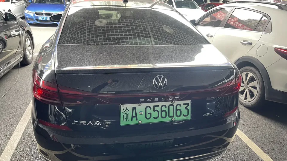 Volkswagen Passat PHEV Passat PHEV 2022 430PHEV Hybrid Luxury Edition 2022 — миниатюра 2