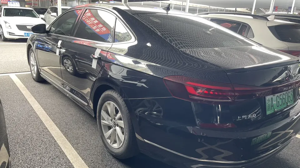 Volkswagen Passat PHEV Passat PHEV 2022 430PHEV Hybrid Luxury Edition 2022 — миниатюра 4