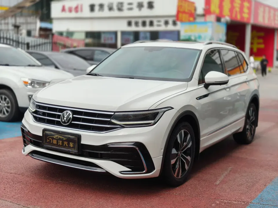 Volkswagen Tiguan L 2022