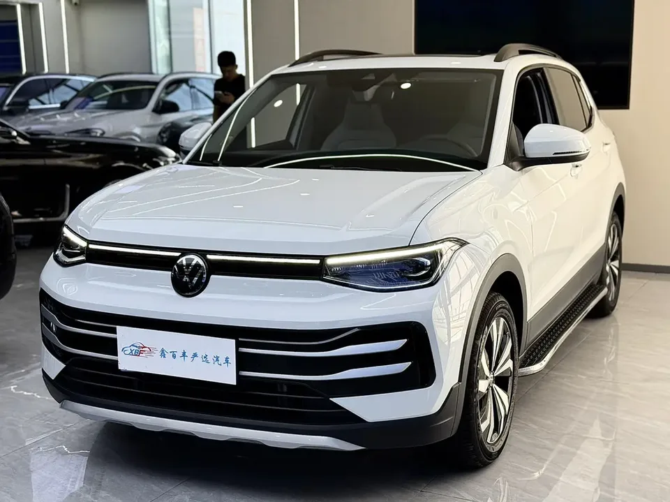 Volkswagen Tharu tuyue 2025 New 1.5L Sharp Edition 2025 — фото 1, купить с доставкой в Москву