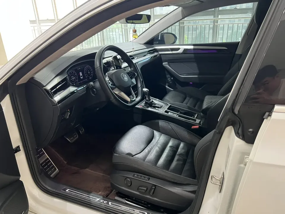Volkswagen Arteon Volkswagen CC 2021 380TSI eye-catching version 2022 — миниатюра 5