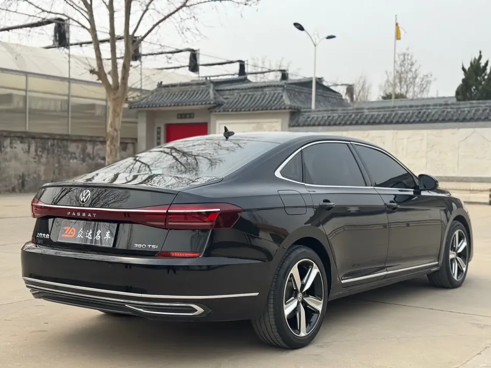 Volkswagen Passat Passat 2024 330TSI Star Elite Edition 2024 — миниатюра 2