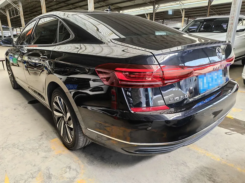 Volkswagen Passat Passat 2024 330TSI Elite Edition 2024 — миниатюра 4