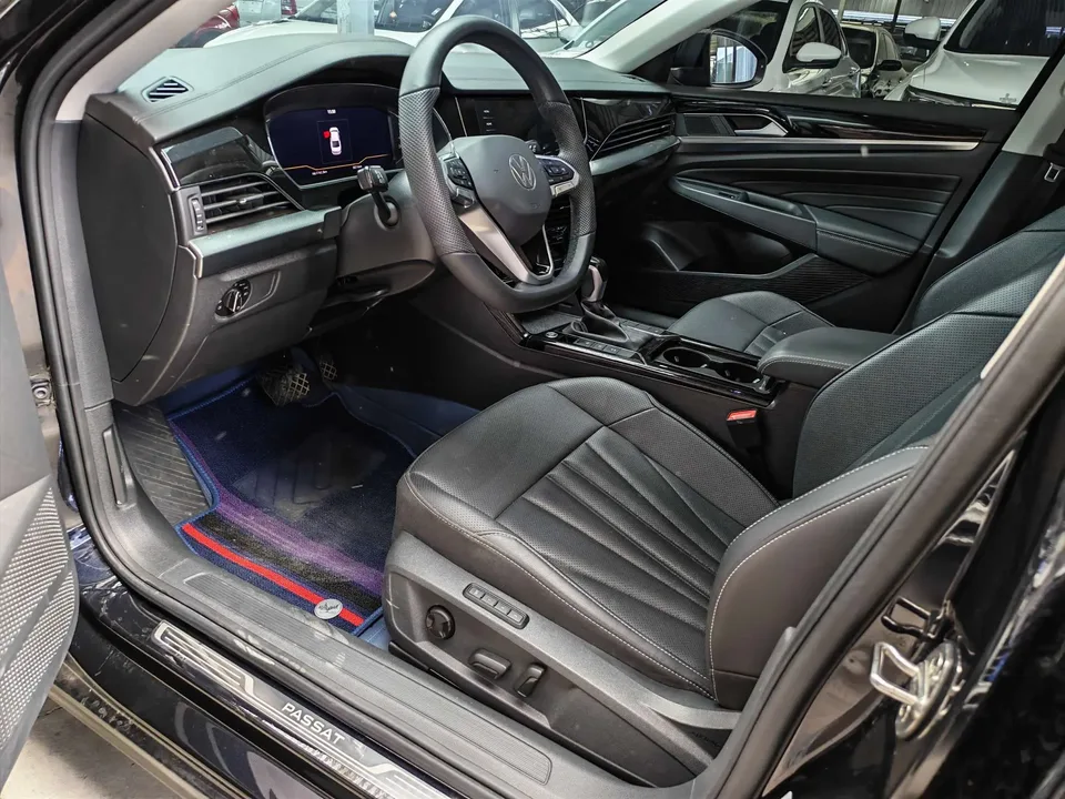 Volkswagen Passat Passat 2024 330TSI Elite Edition 2024 — миниатюра 5