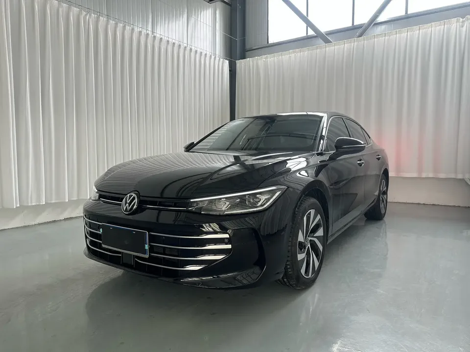 Volkswagen Passat 2025