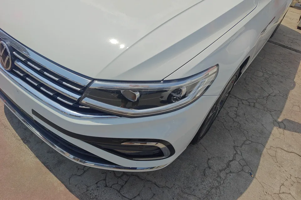 Volkswagen Bora 300TSI DSG Premium Edition 2023 — миниатюра 4