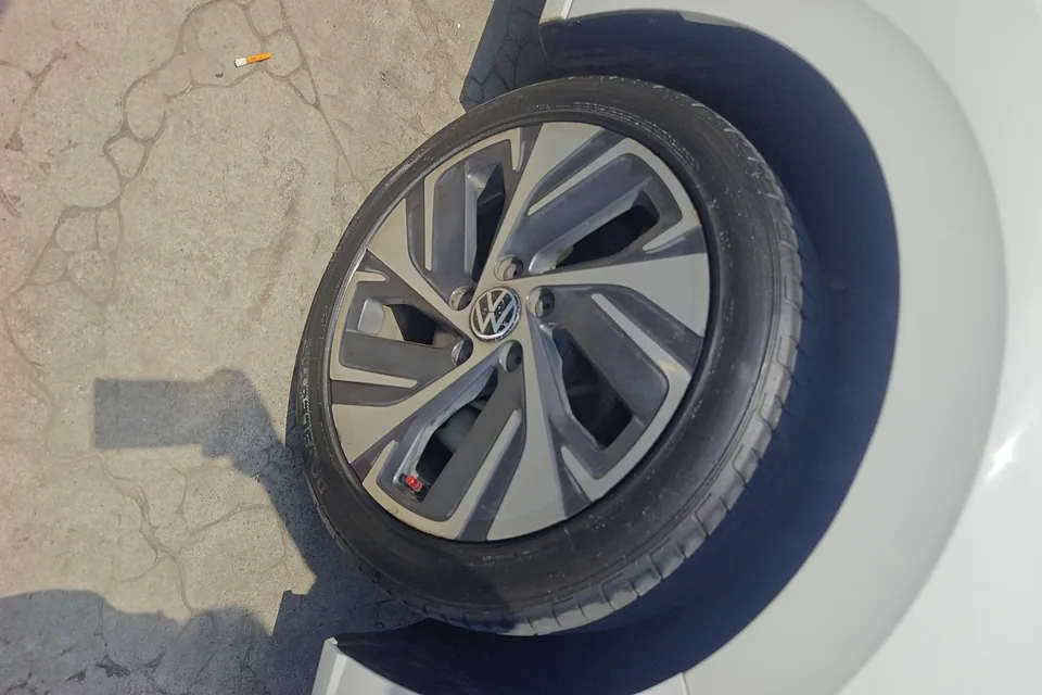 Volkswagen Bora 300TSI DSG Premium Edition 2023 — миниатюра 5