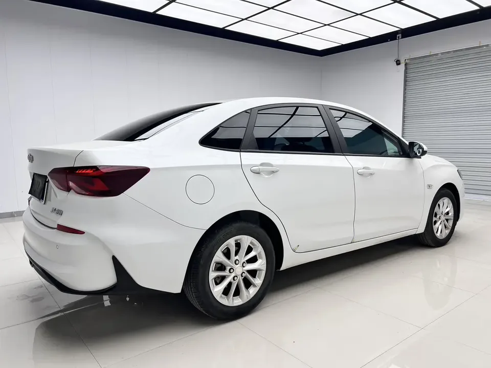Chevrolet Monza Cruze 2023 1.5L Dual Clutch Enjoy Edition 2023 — миниатюра 2