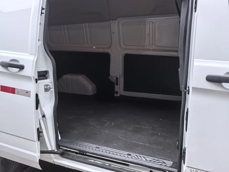 Ford Transit Transit 2023 V362 2.0T diesel manual van center axle center roof 3 seats National VI 2023 — thumbnail 2