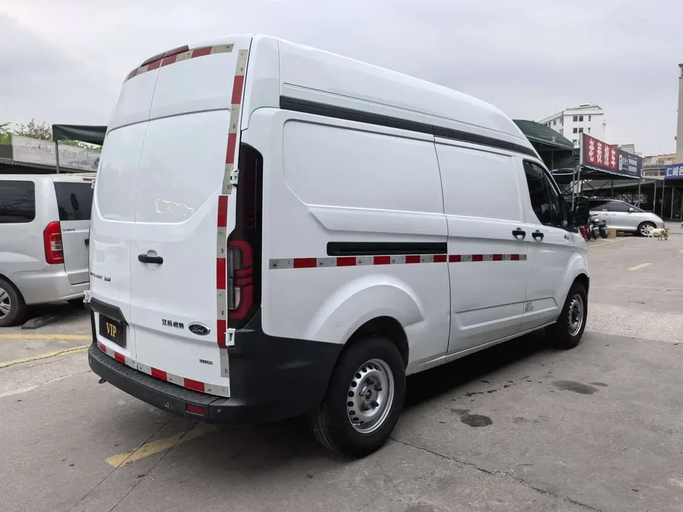 Ford Transit Transit 2023 V362 2.0T diesel manual van center axle center roof 3 seats National VI 2023 — thumbnail 4