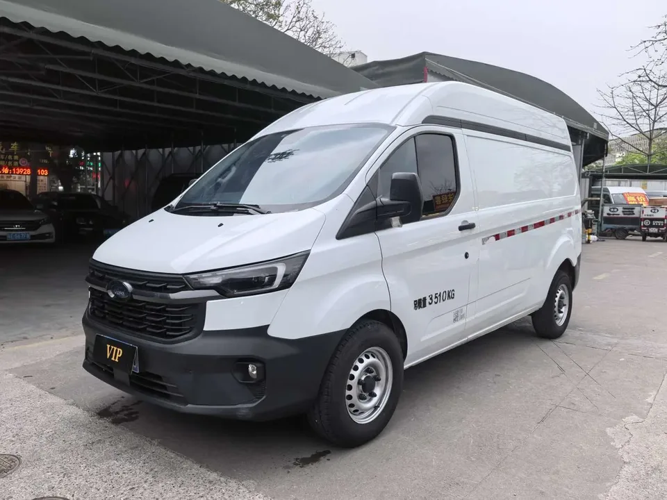 Ford Transit Transit 2023 V362 2.0T diesel manual van center axle center roof 3 seats National VI 2023 — photo 1, buy with delivery to Moscow