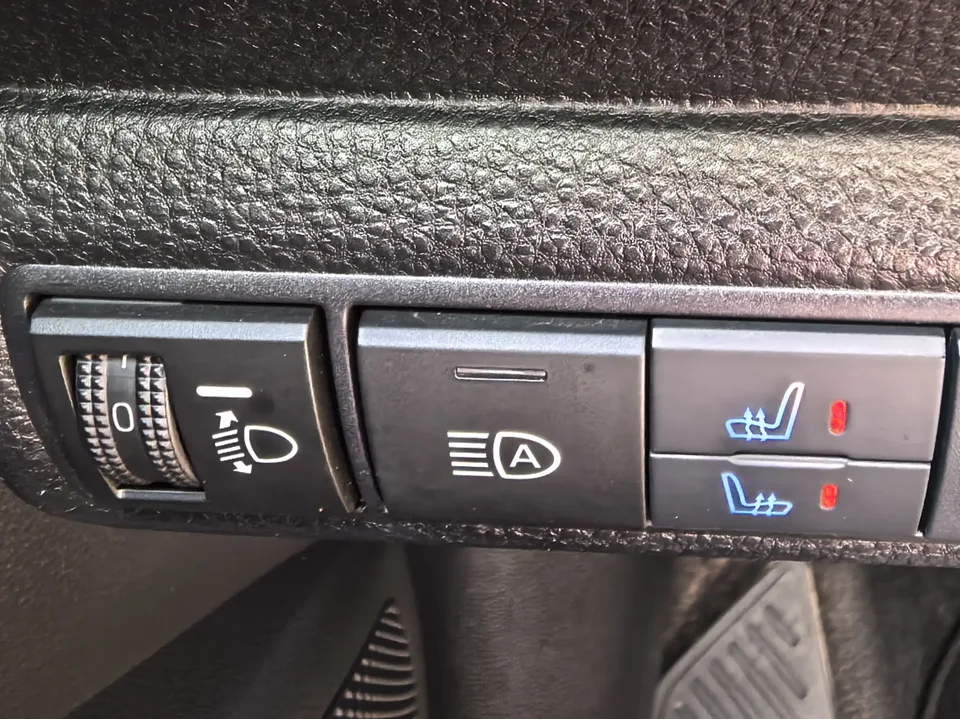 Toyota Levin Lei Ling 2023 185T Sports Edition 2023 — thumbnail 3