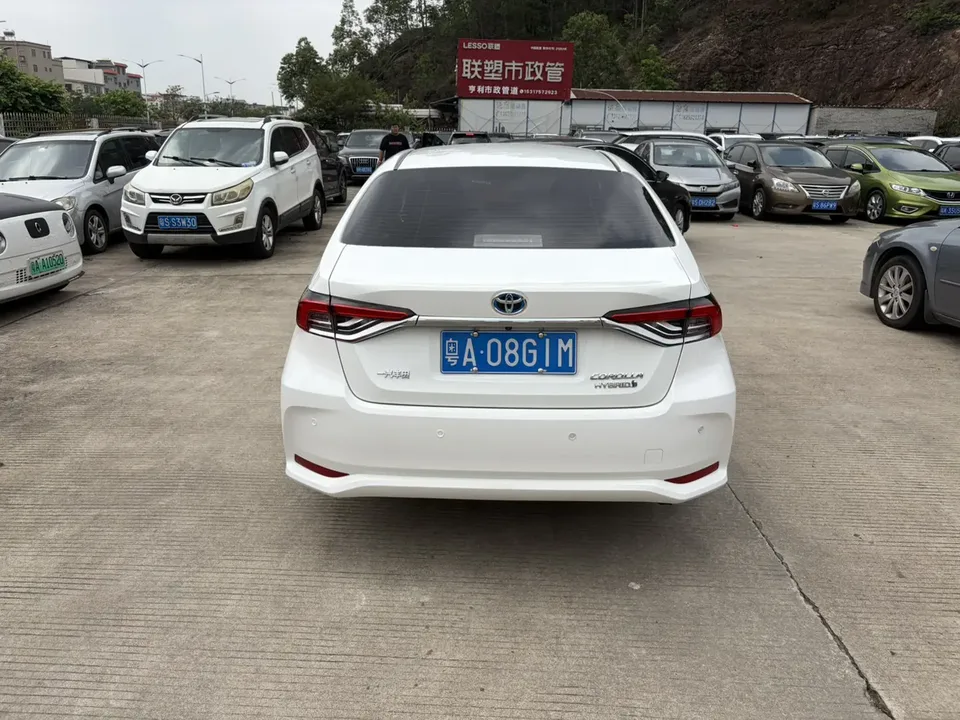 Toyota Corolla Corolla 2023 Intelligent Electric Hybrid Dual Engine 1.8L E-CVT Elite Edition 2023 — thumbnail 4