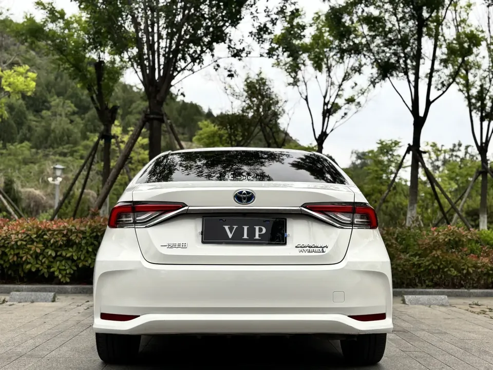 Toyota Corolla Corolla 2023 Intelligent Electric Hybrid Dual Engine 1.8L E-CVT Elite Edition 2023 — thumbnail 2