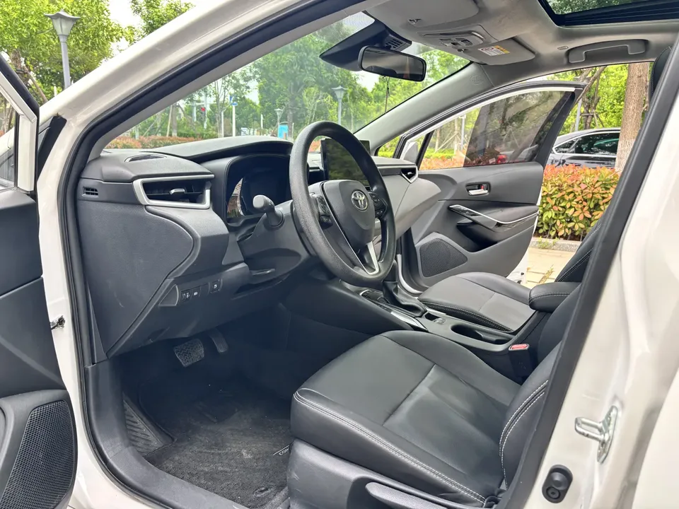 Toyota Corolla Corolla 2023 Intelligent Electric Hybrid Dual Engine 1.8L E-CVT Elite Edition 2023 — thumbnail 5