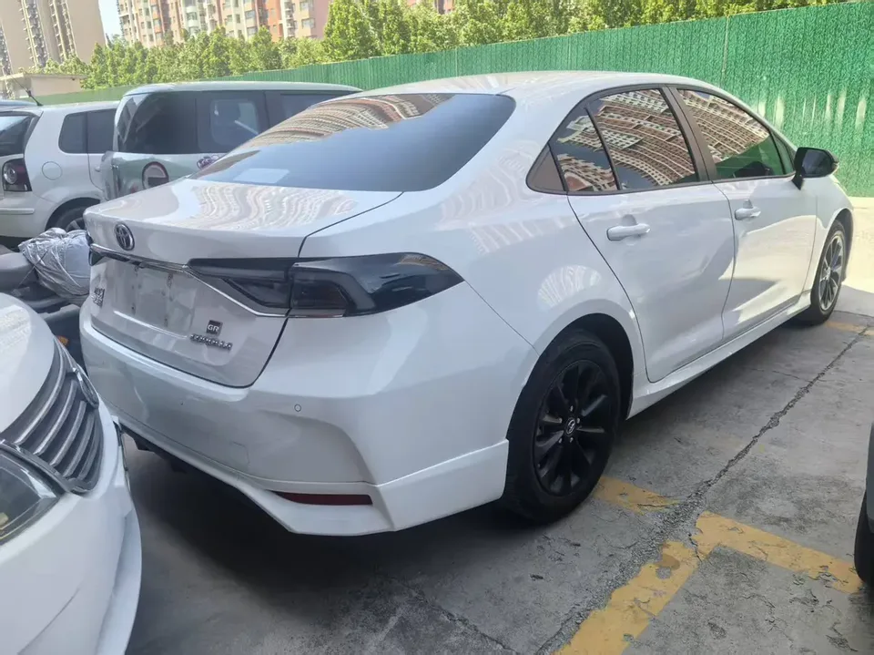 Toyota Corolla 1.5L CVT GR SPORT sports version 2022 — миниатюра 4
