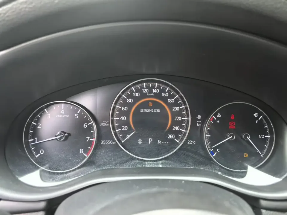 Mazda Axela Mazda3 2021 2.0L automatic quality version 2022 — миниатюра 5