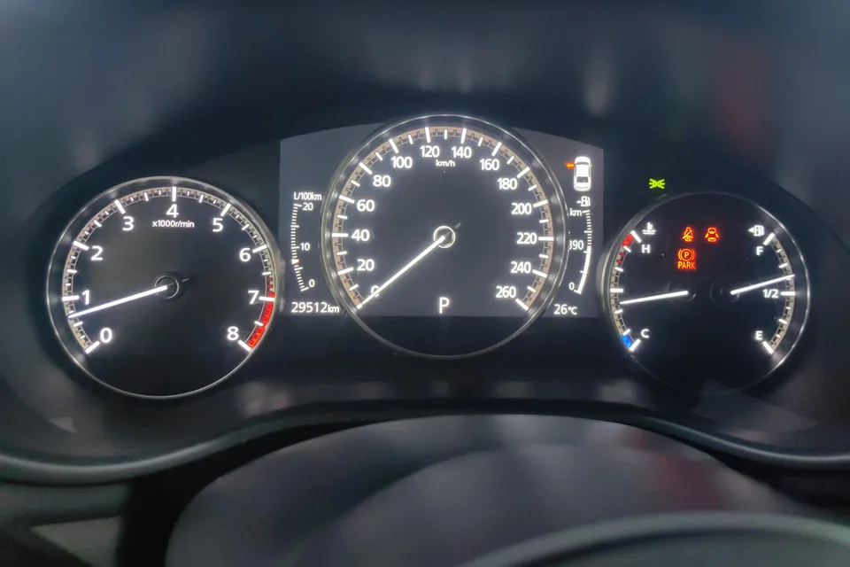 Mazda Axela 2.0L Automatic Quality Edition 2024 — миниатюра 3