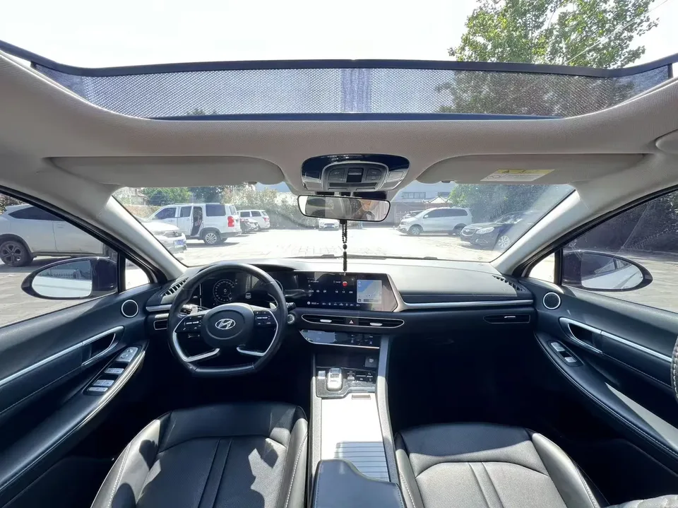 Hyundai Sonata 270TGDi GL DCT Leading Edition 2022 — миниатюра 5