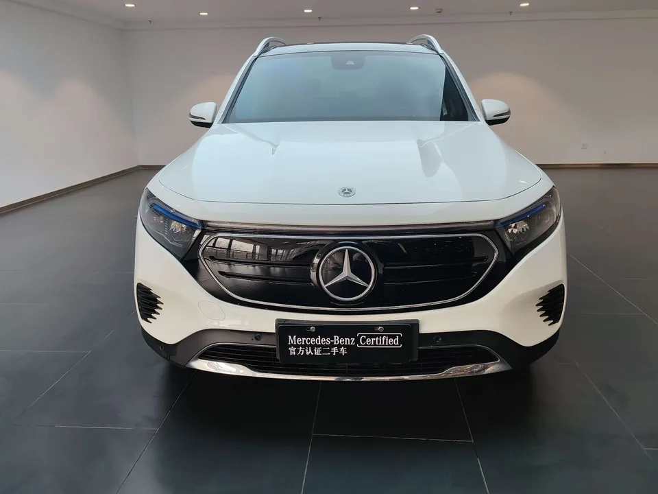 Mercedes-Benz EQB 2023