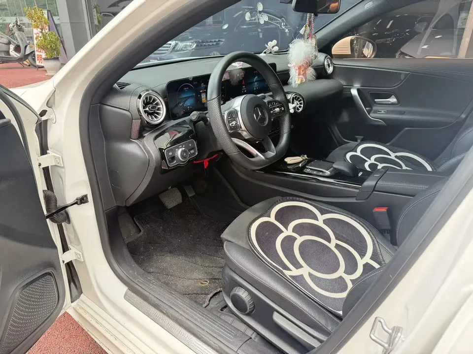 Mercedes-Benz Mercedes Benz A Class Mercedes-Benz A-Class 2022 A 200 L sports sedan dynamic version 2022 — миниатюра 5