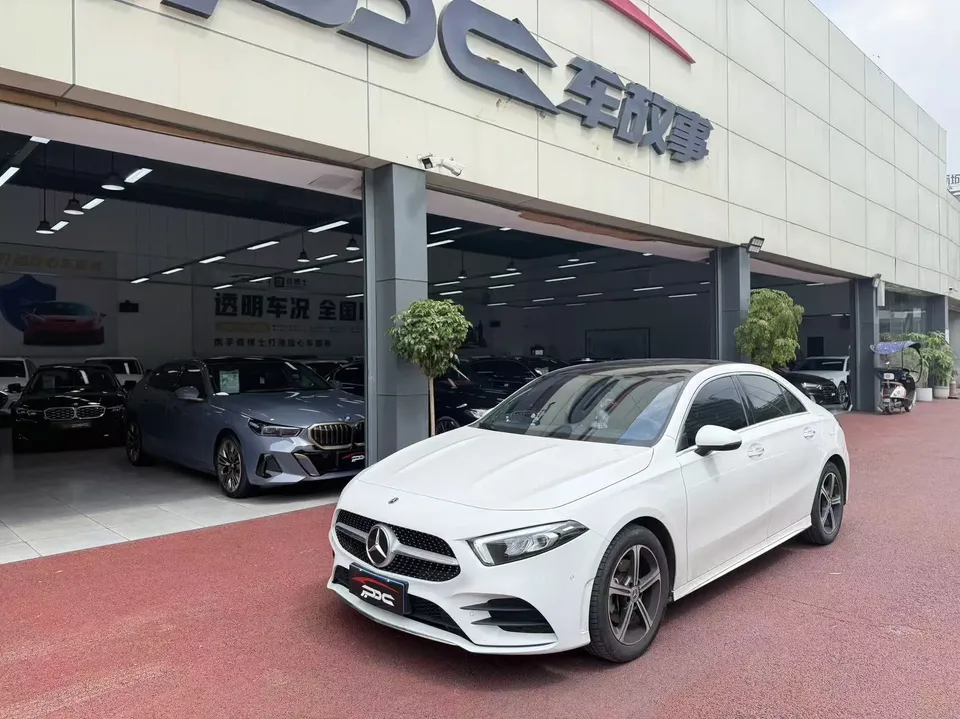 Mercedes-Benz Mercedes Benz A Class 2022