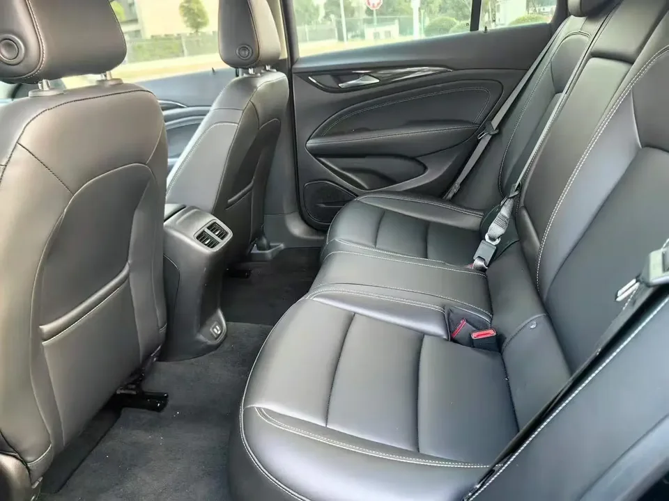 Buick Majesty Regal 2024 25T Super Edition 2023 — миниатюра 3