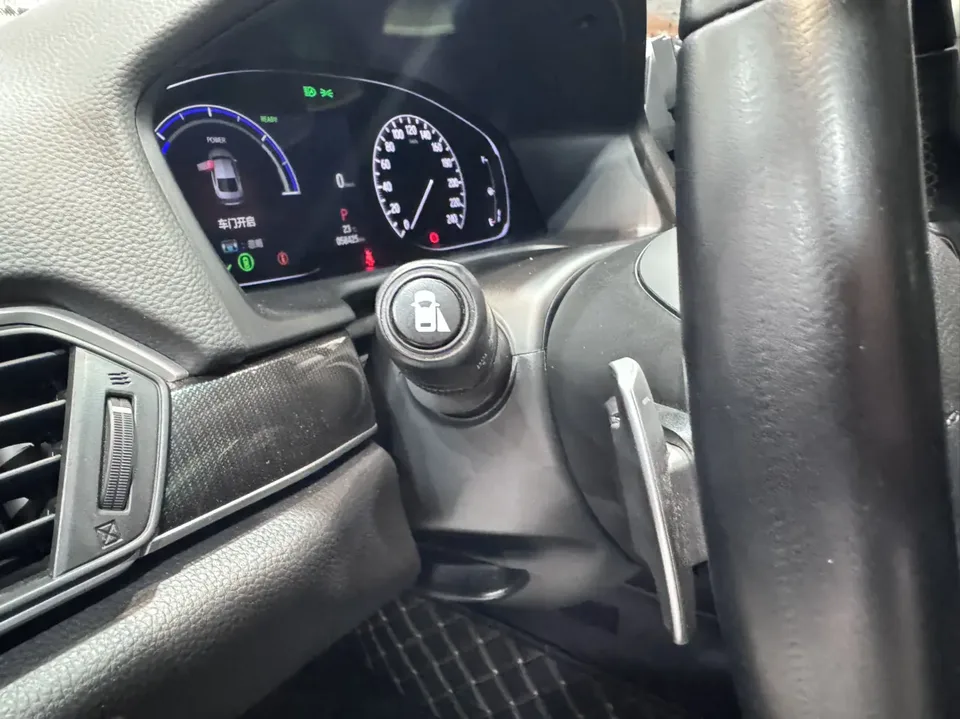 Honda Accord 2022 Accord Hybrid 2.0L Phantom Night Smart Edition 2022 — миниатюра 4
