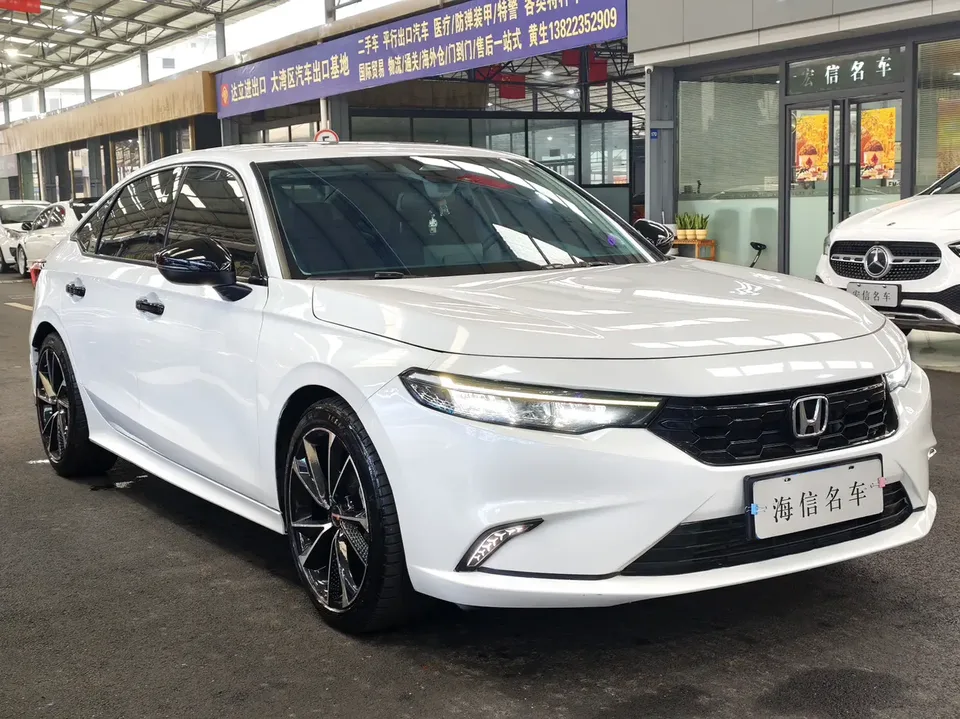Honda Integra 240TURBO CVT Magic Night Technology Edition 2023 — миниатюра 3