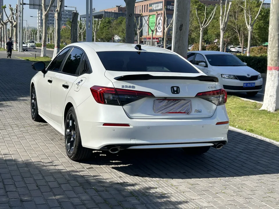 Honda CIVIC 2022 Civic 240TURBO CVT Ignition Edition 2022 — миниатюра 4
