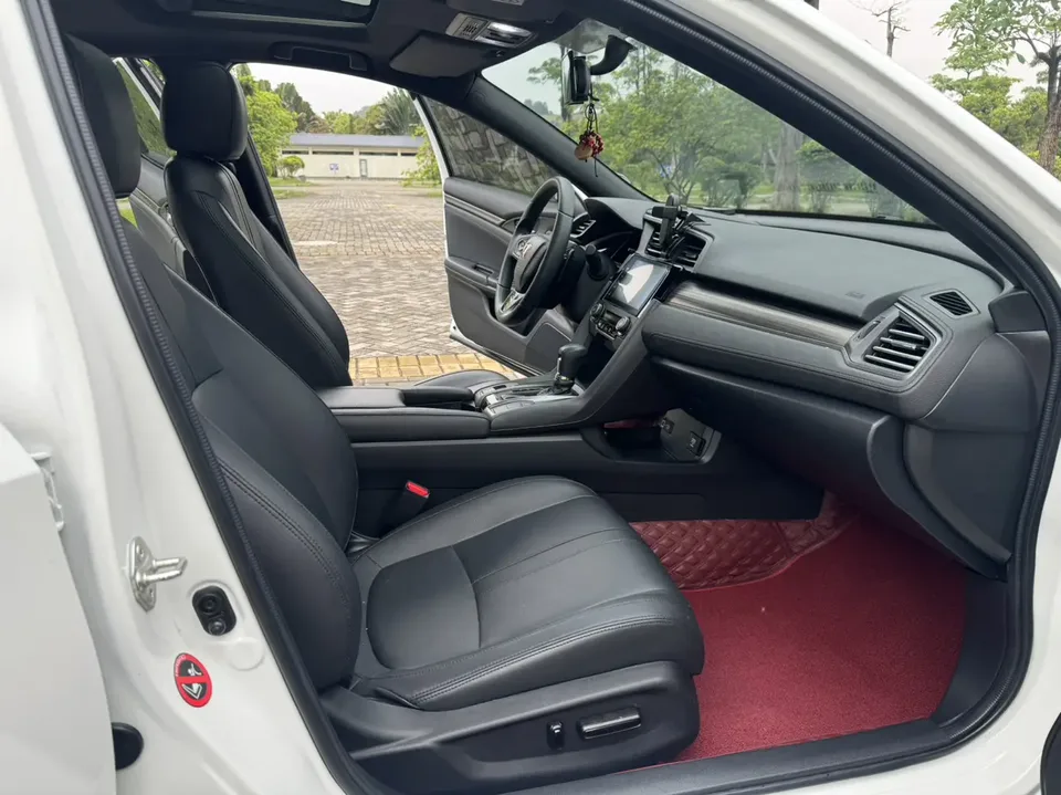 Honda CIVIC Civic 2020 HATCHBACK 220TURBO CVT Cool Control 2022 — thumbnail 5