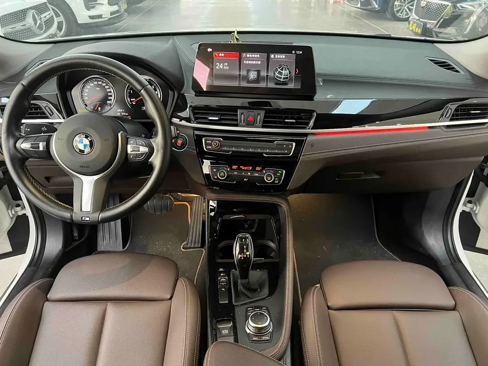 BMW X2 BMW X2 2023 sDrive25i M Off-Road Package 2023 — миниатюра 3