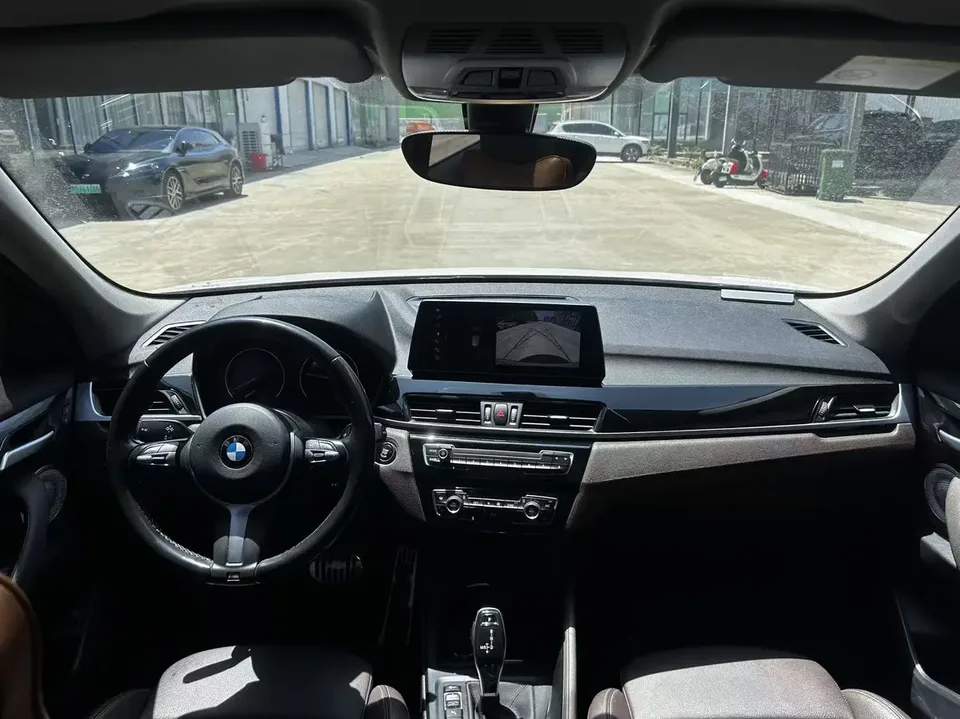 BMW X1 BMW X1 2022 sDrive25Li Leading Edition 2023 — миниатюра 3