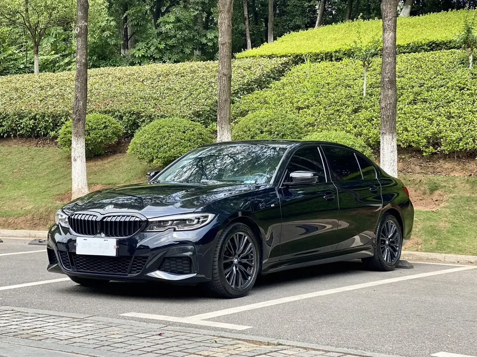 BMW 3 Series 2022