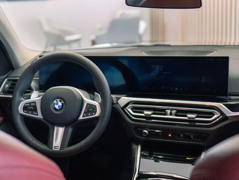BMW 3 Series BMW 3 Series 2023 320Li M Sport Package 2024 — миниатюра 4