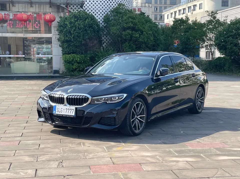 BMW 3 Series 2022