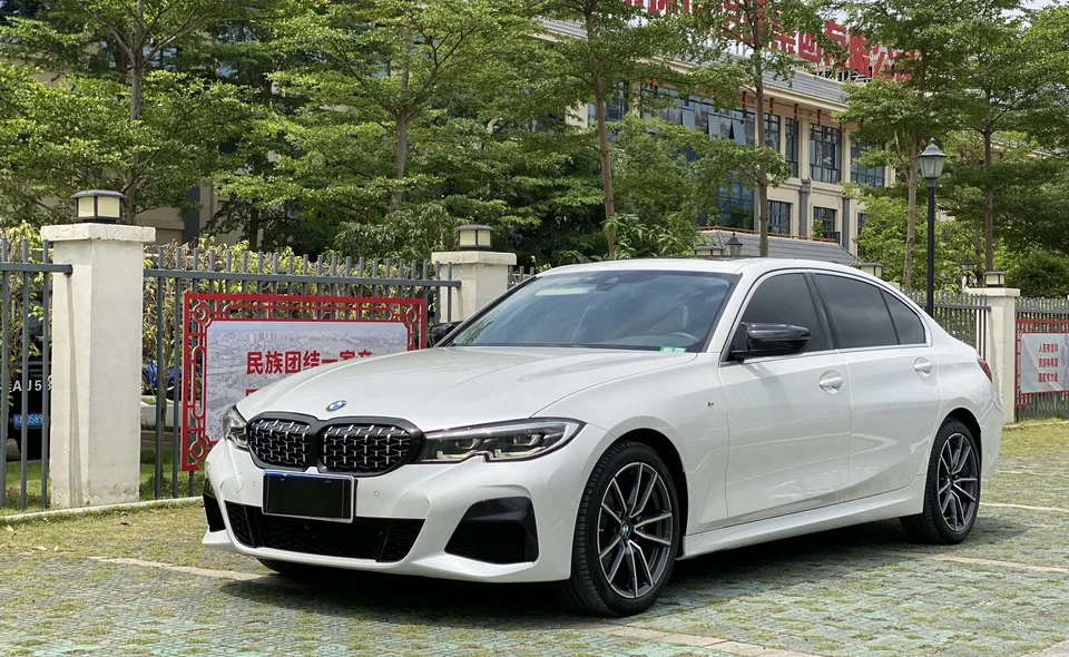 BMW 3 Series 2022