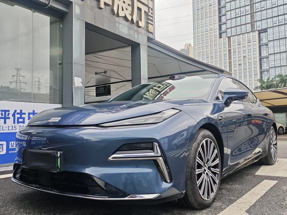 Geely Galaxy Star 8 PHEV 2025