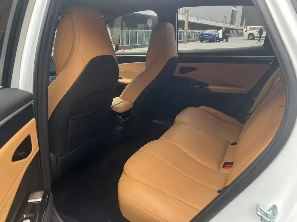 Geely Galaxy L7 1.5T DHT 115km Starship 2023 — миниатюра 3